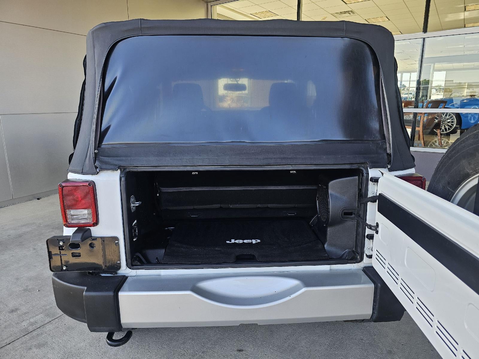 2013 Jeep Wrangler Sahara