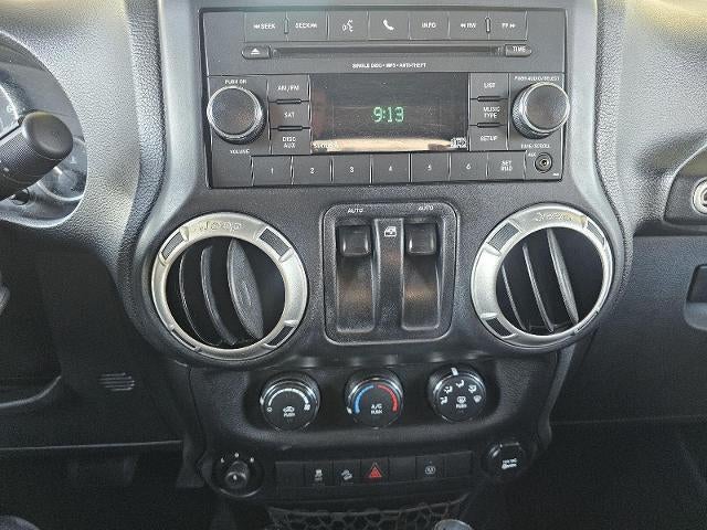 2013 Jeep Wrangler Sahara