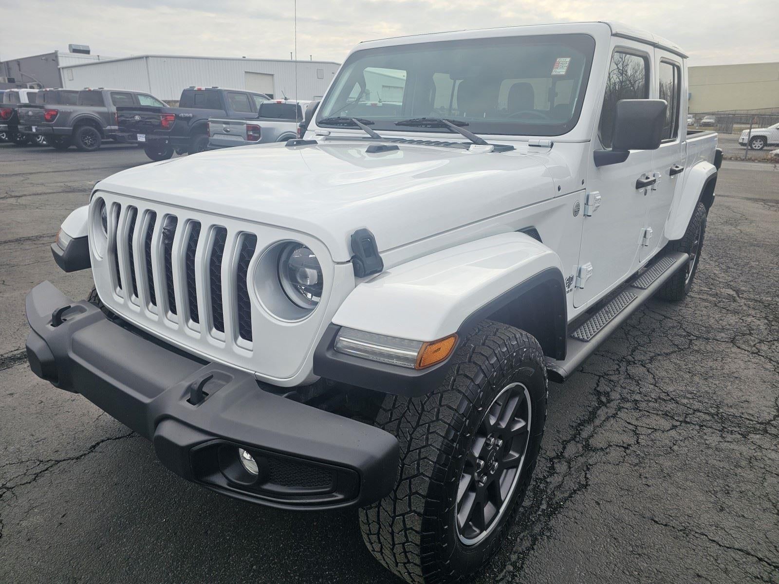 2023 Jeep Gladiator Overland