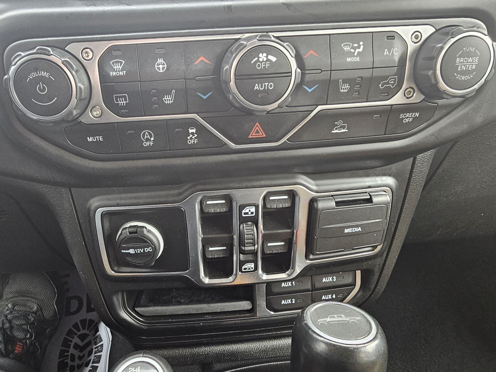 2023 Jeep Gladiator Overland