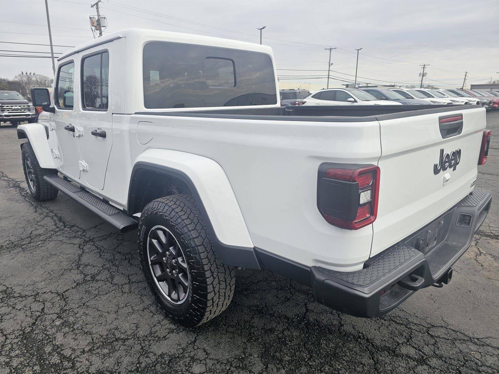 2023 Jeep Gladiator Overland