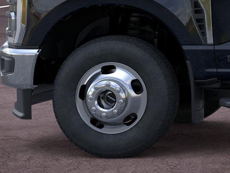 2026 Ford Super Duty F-350 Lariat W/ 9' FLATBED