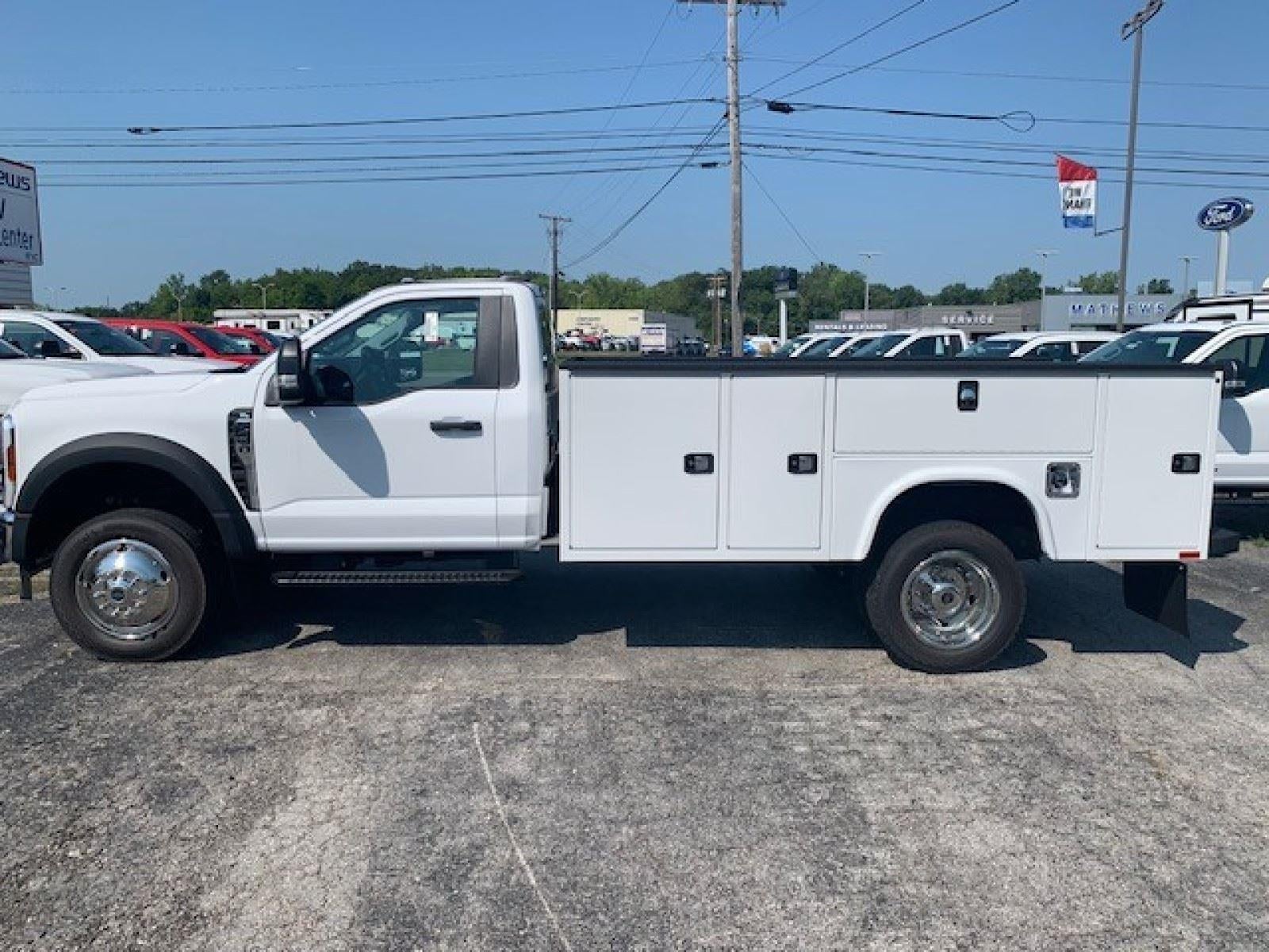 2024 Ford Super Duty F-450 DRW XL