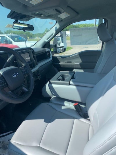 2024 Ford Super Duty F-450 DRW XL