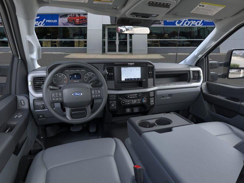 2026 Ford Super Duty F-550 DRW XL