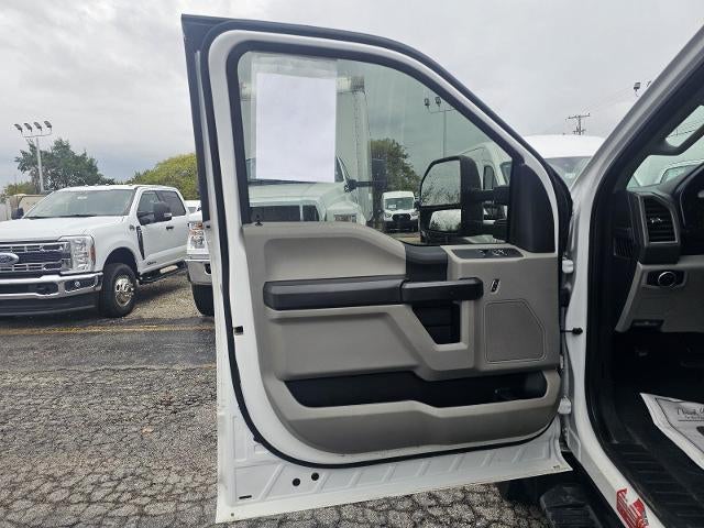 2019 Ford F550 Base