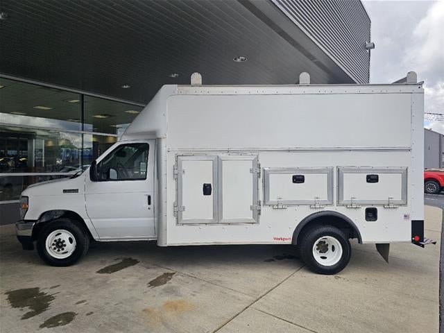 2023 Ford E-Series Cutaway CUTWY