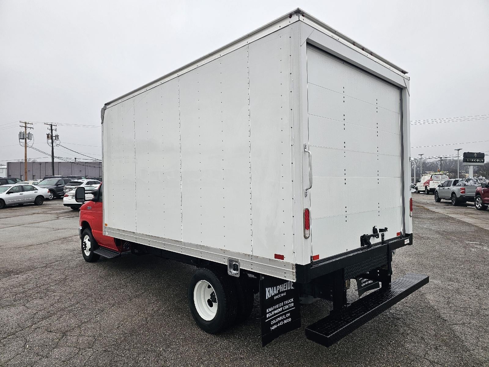 2024 Ford E-Series Cutaway Base