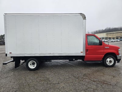 2024 Ford E-Series Cutaway Base