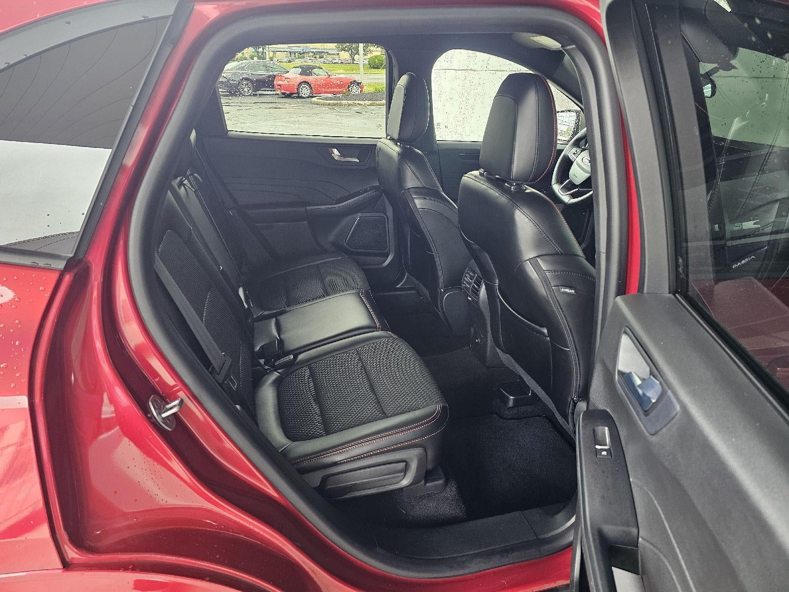 2024 Ford ESCAPE STLINE