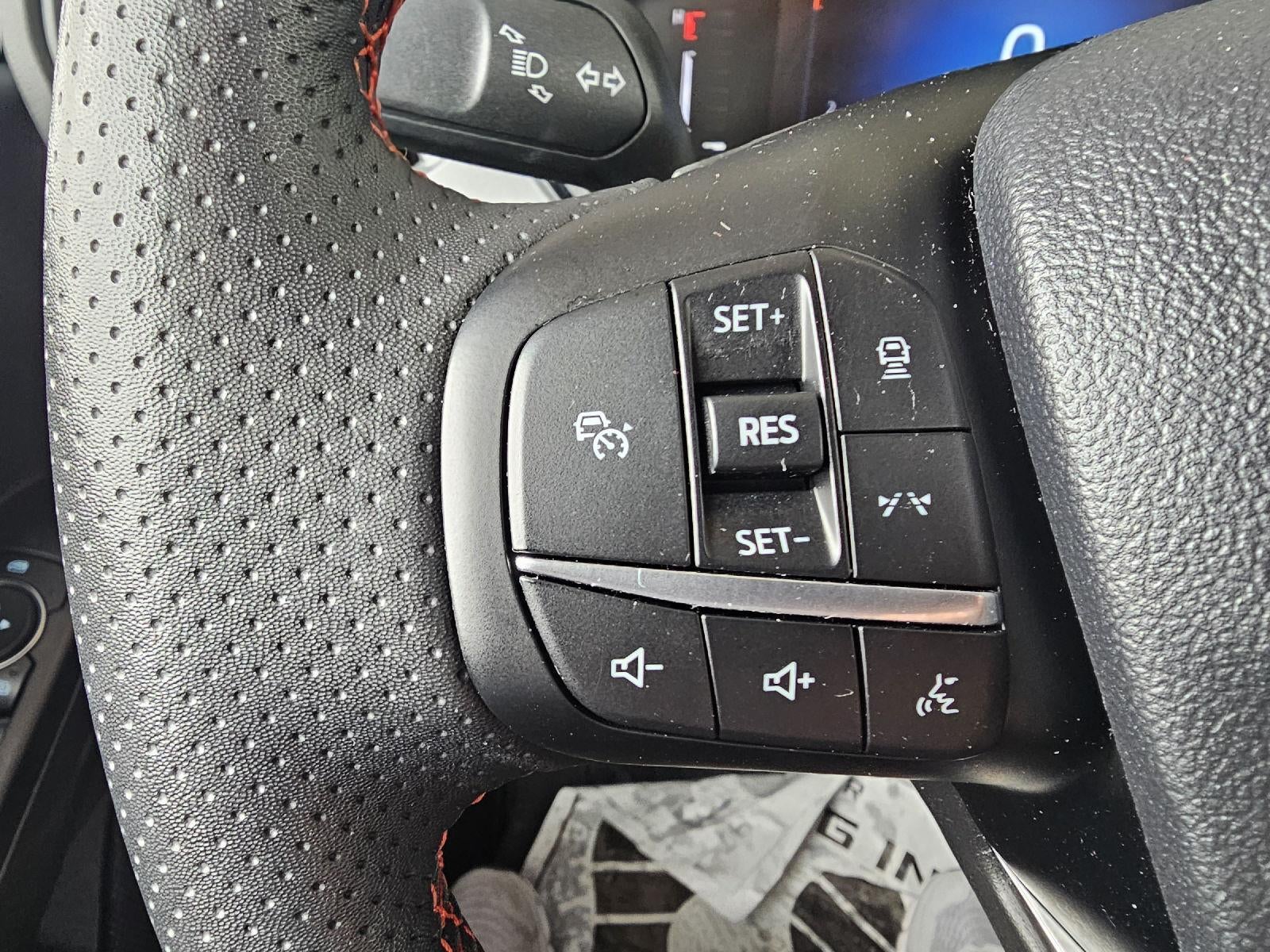 2024 Ford ESCAPE STLINE