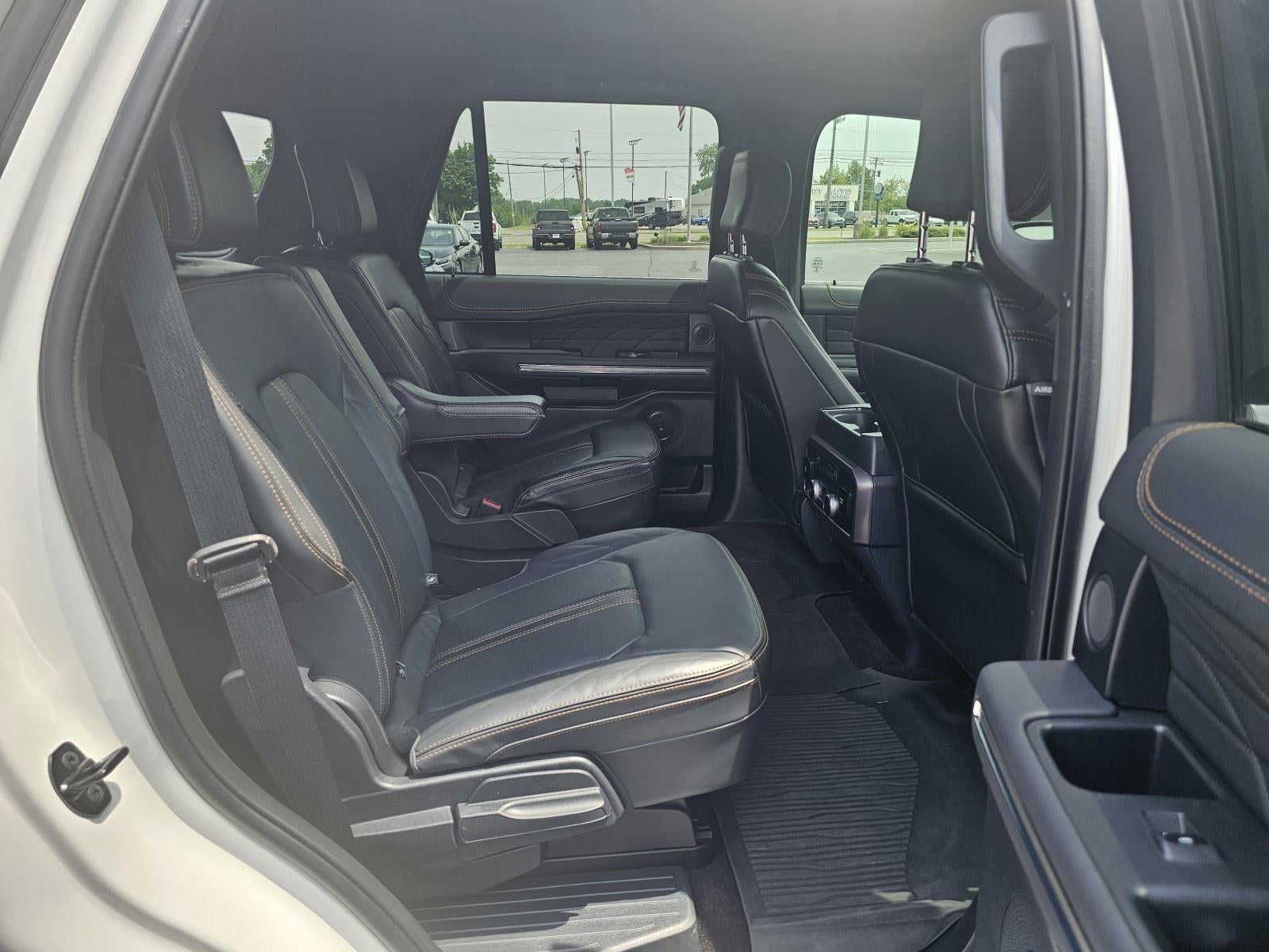 2022 Ford Expedition Platinum