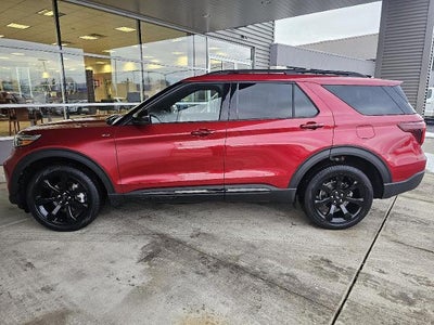 2023 Ford Explorer ST-Line
