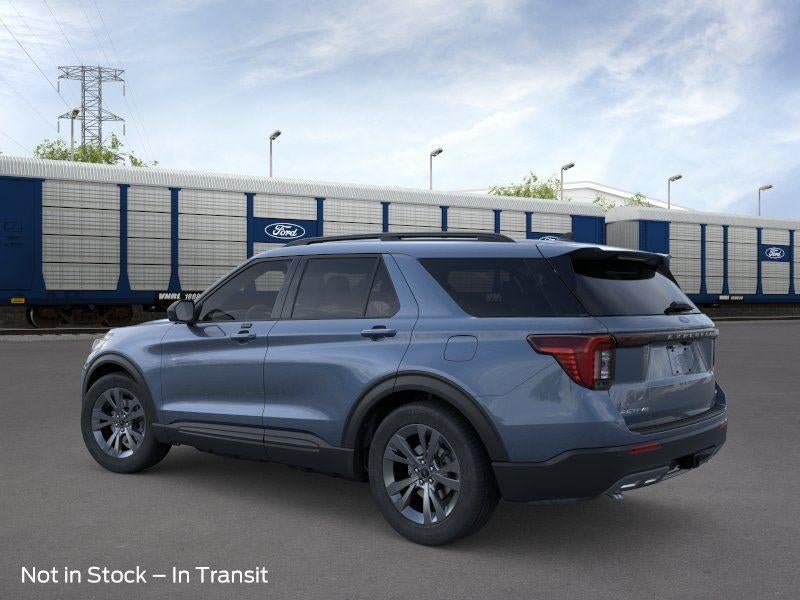 2026 Ford EXPLORER XLT