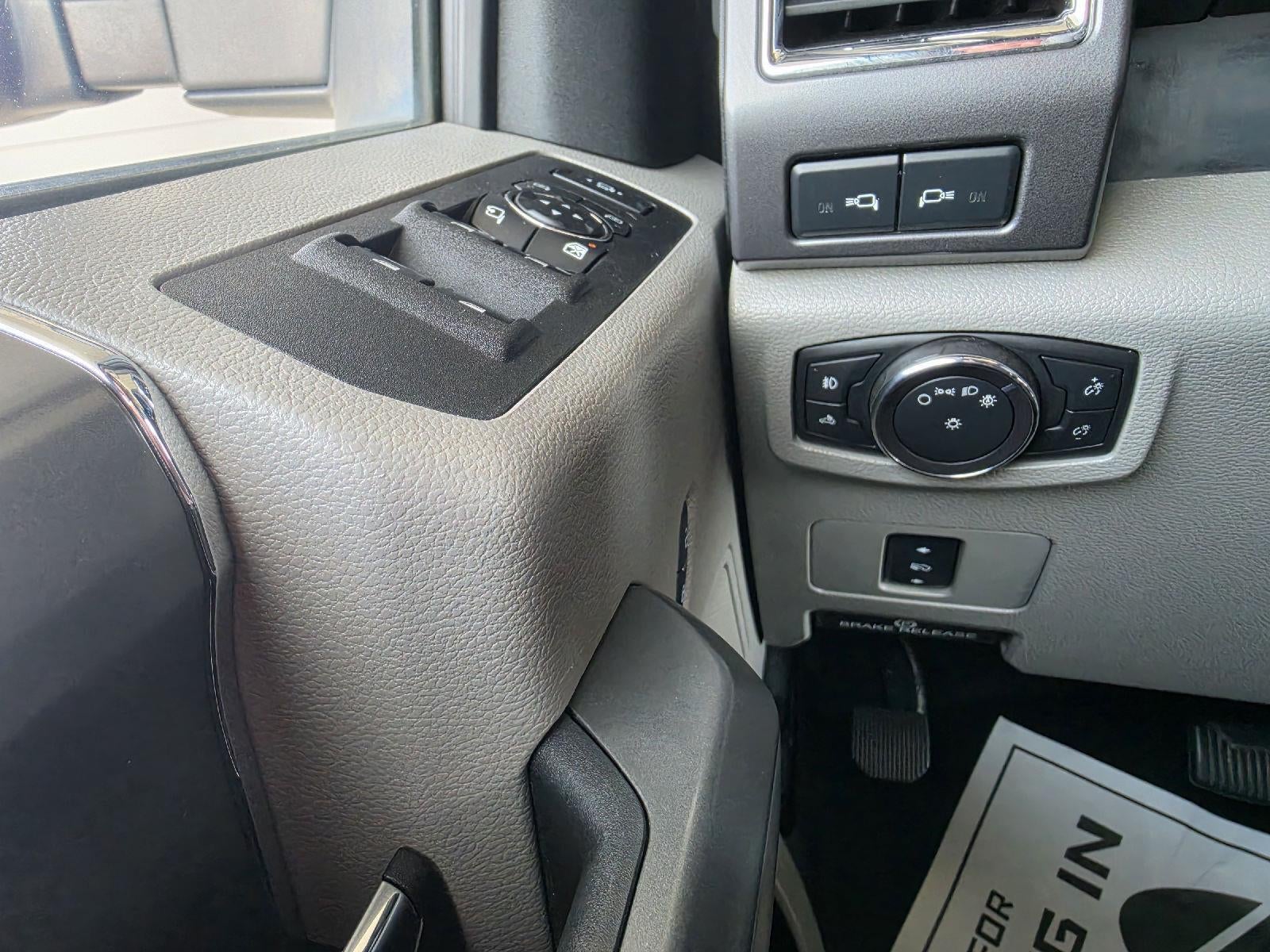 2017 Ford Super Duty F-250 SRW XLT