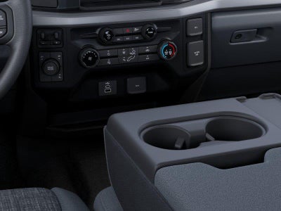 2027 Ford Super Duty F-250 XLT