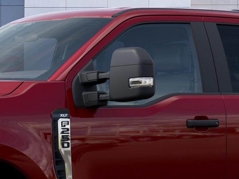 2027 Ford Super Duty F-250 XLT