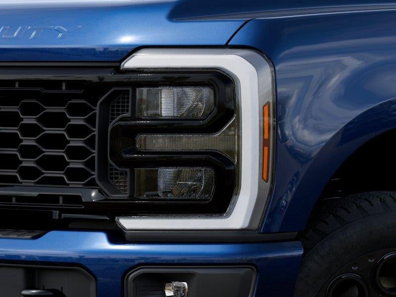 2027 Ford Super Duty F-350 XLT