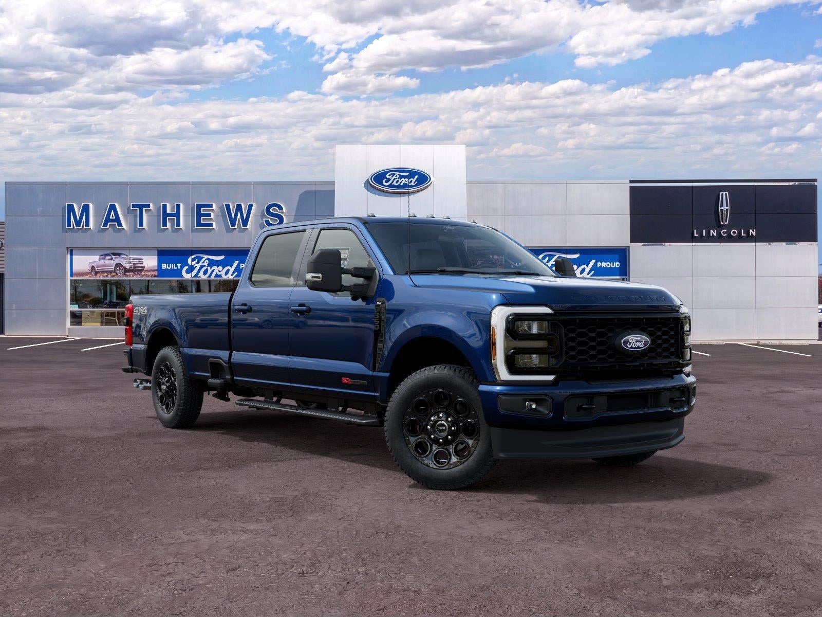 2027 Ford Super Duty F-350 XLT