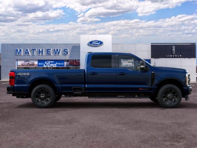 2027 Ford Super Duty F-350 XLT