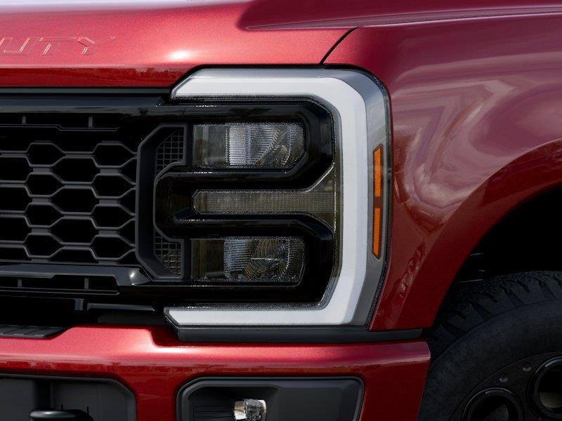 2027 Ford Super Duty F-350 XLT