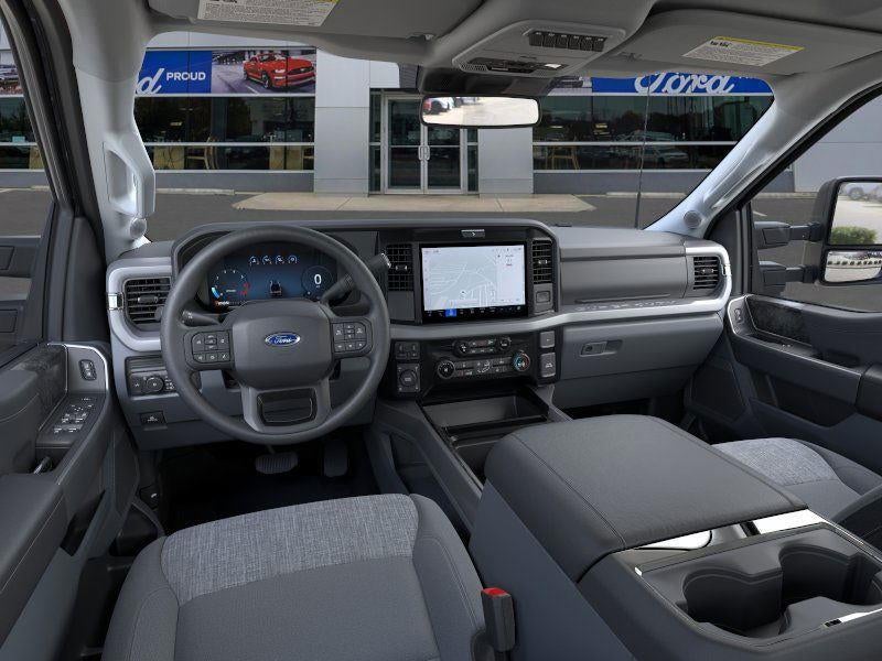 2026 Ford Super Duty F-350 SRW XLT