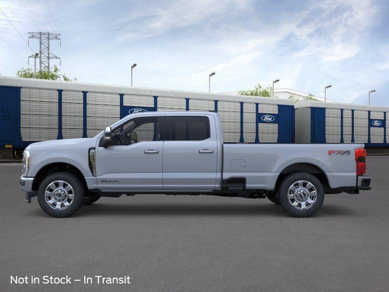 2026 Ford Super Duty F-350 Lariat