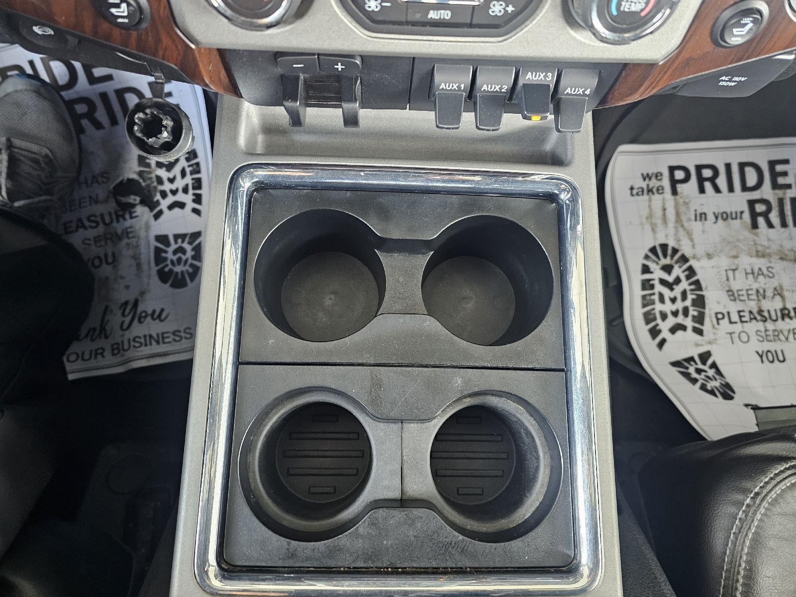 2015 Ford Super Duty F-350 SRW Lariat