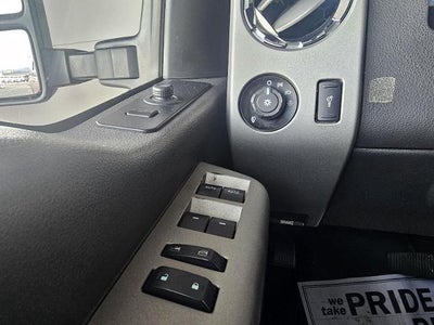 2015 Ford Super Duty F-350 SRW Lariat