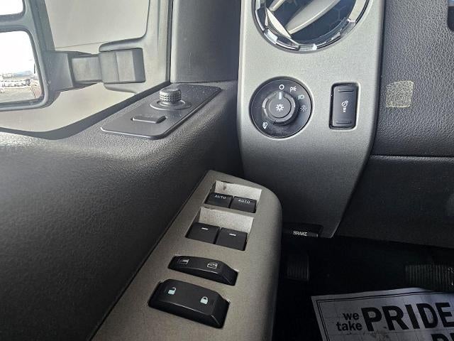 2015 Ford Super Duty F-350 SRW Lariat