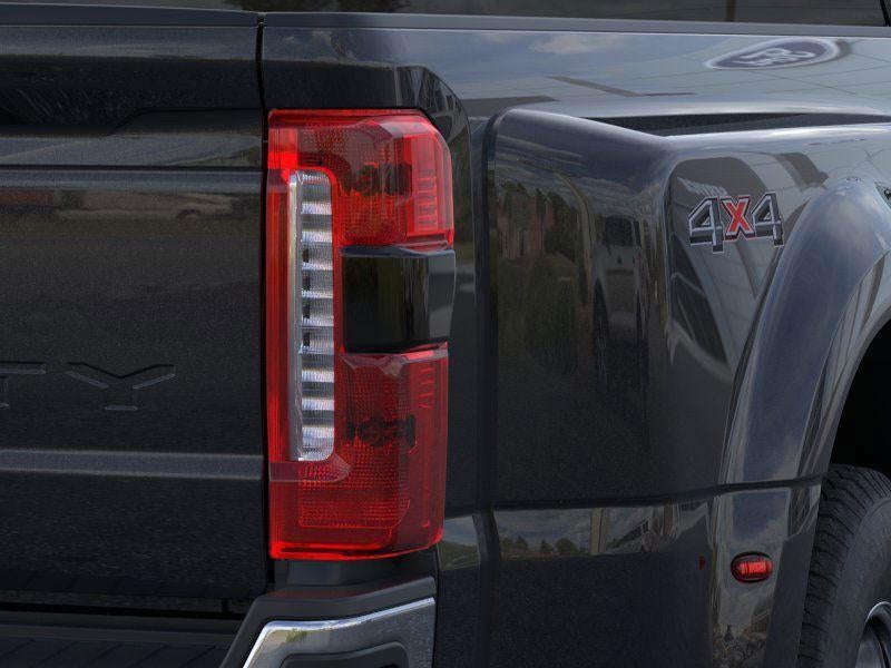 2026 Ford Super Duty F-350 DRW XLT