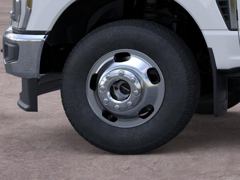 2026 Ford Super Duty F-350 DRW XLT