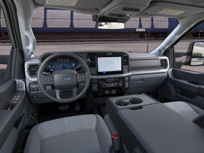 2026 Ford Super Duty F-350 DRW XLT