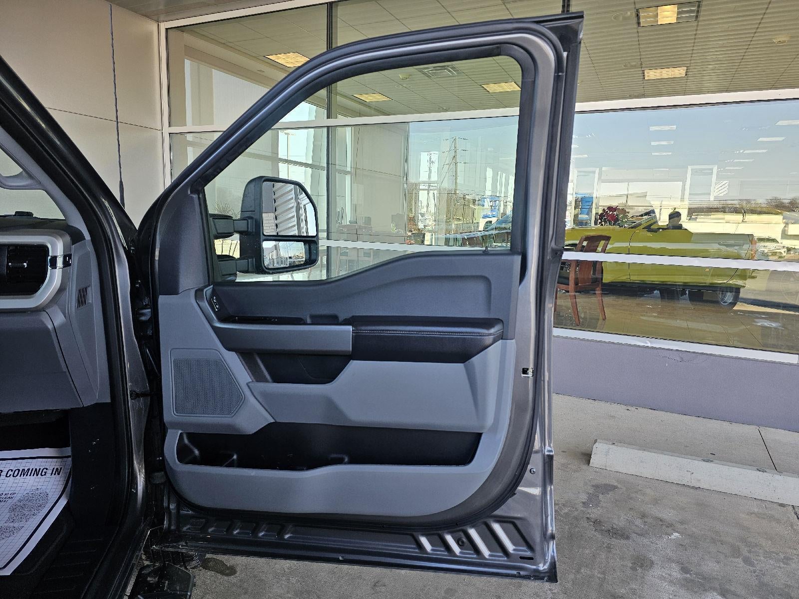 2025 Ford Super Duty F-350 DRW XLT