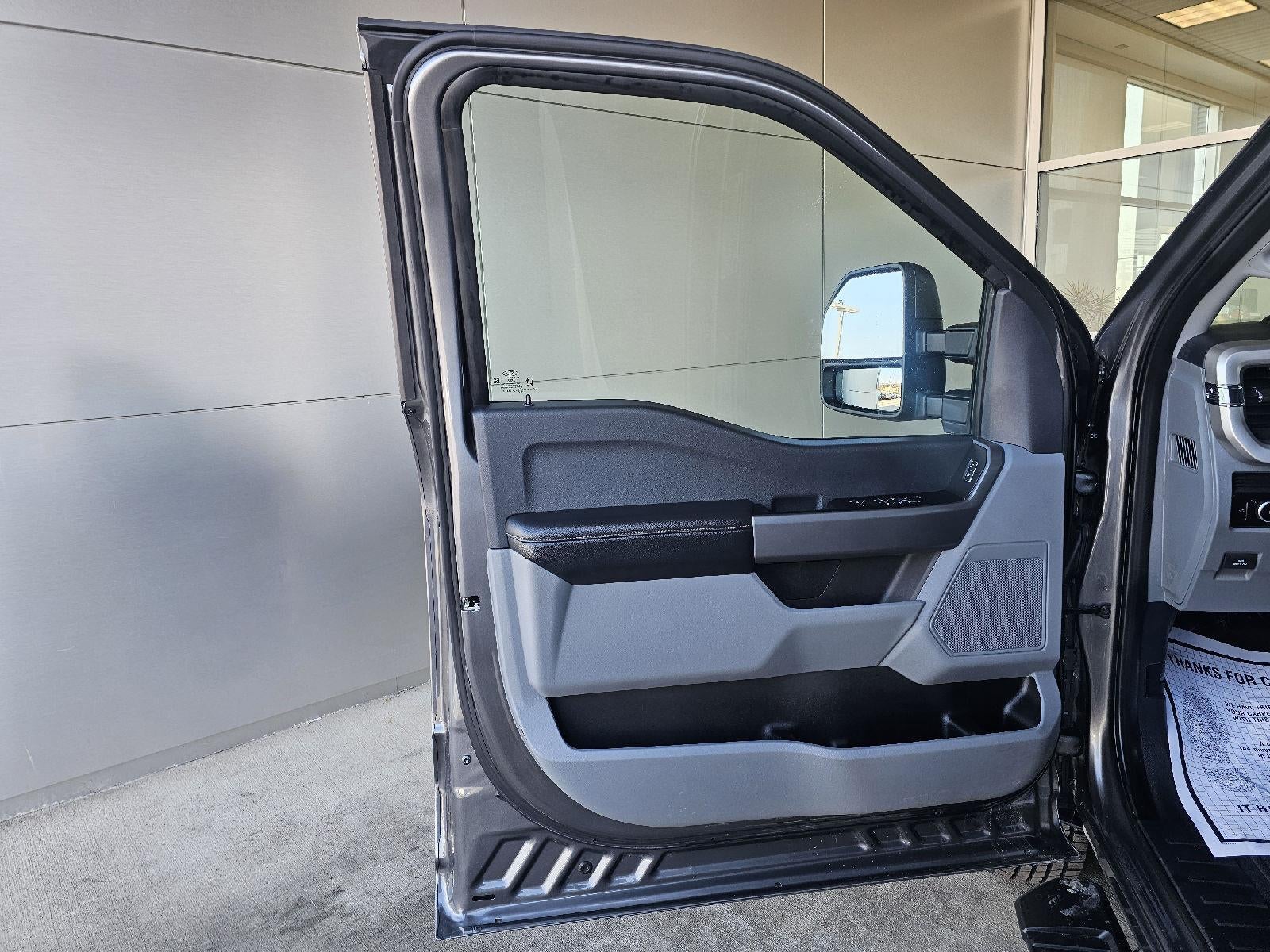 2025 Ford Super Duty F-350 DRW XLT