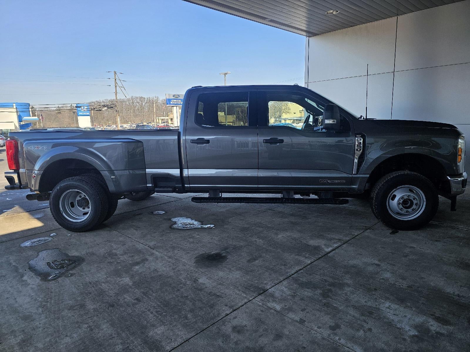 2025 Ford Super Duty F-350 DRW XLT