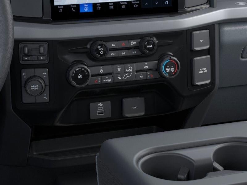 2026 Ford Super Duty F-450 DRW XLT