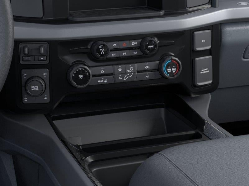 2026 Ford Super Duty F-350 XLT