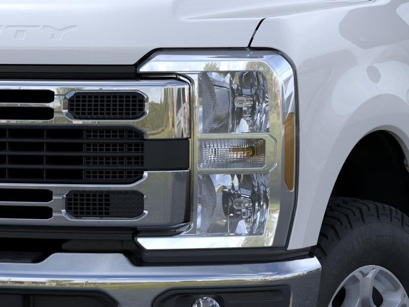 2026 Ford Super Duty F-350 XLT