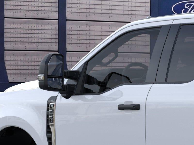 2026 Ford Super Duty F-350 XLT