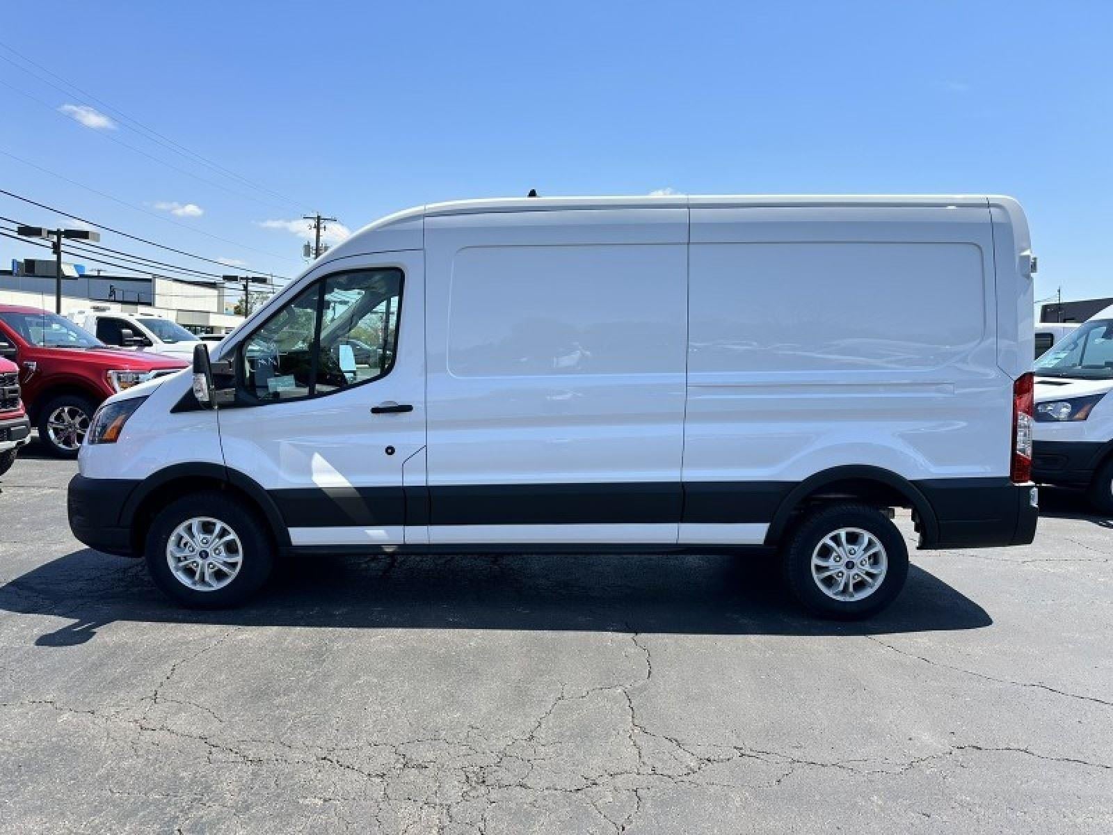 2023 Ford E-Transit 350