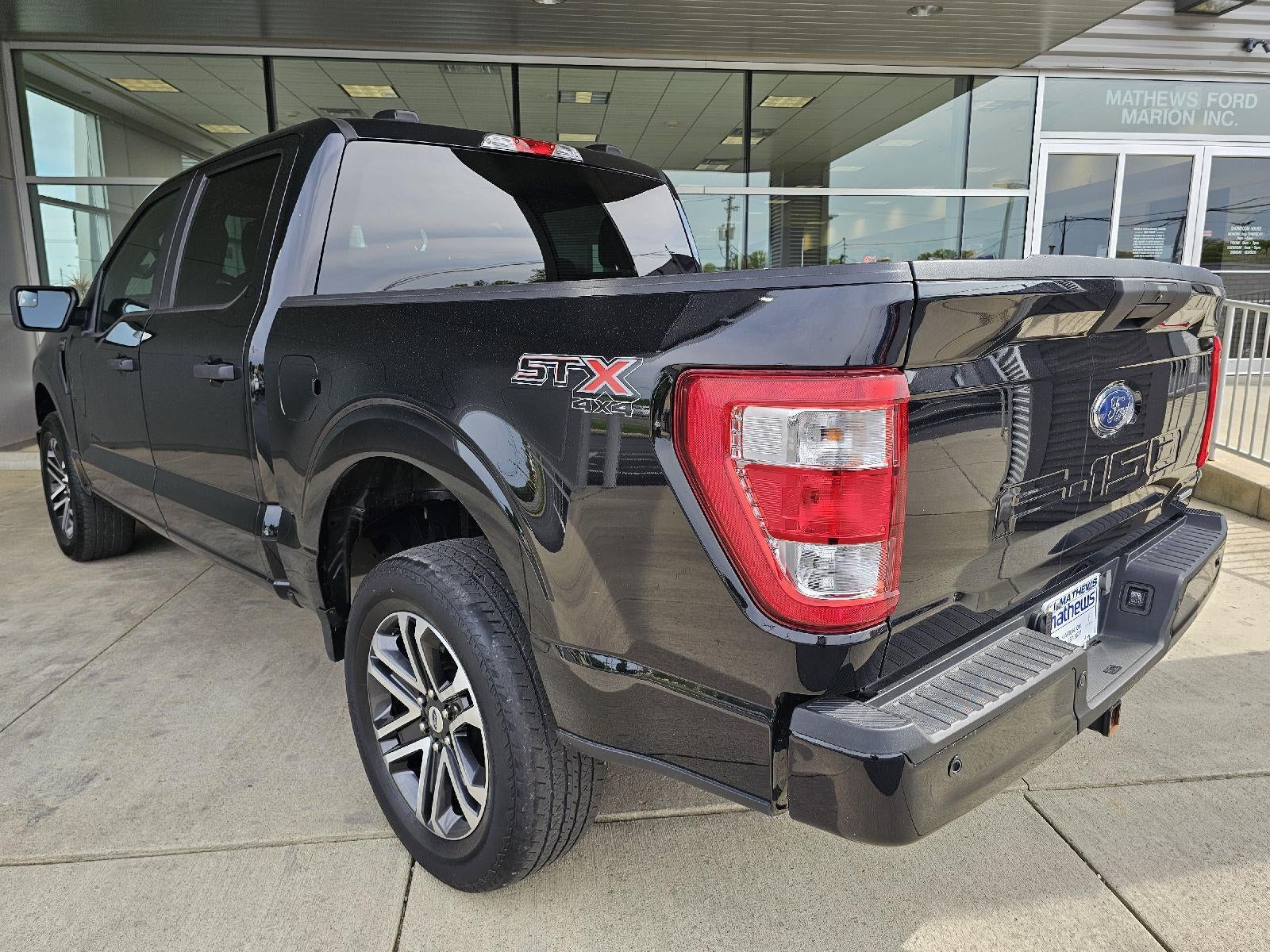 2023 Ford F-150 XL STX