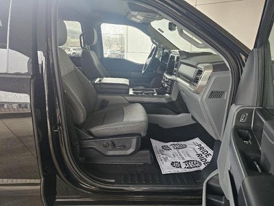 2022 Ford F-150 Base