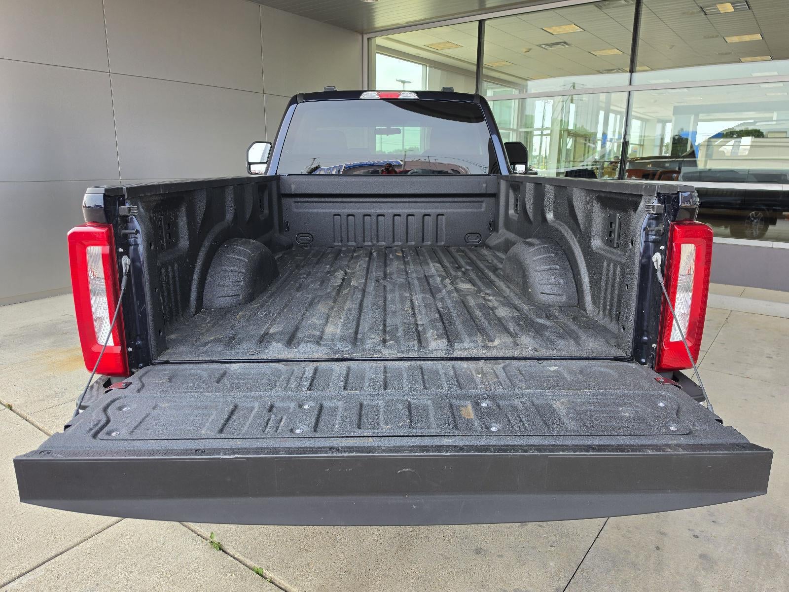 2025 Ford Super Duty F-350 XLT