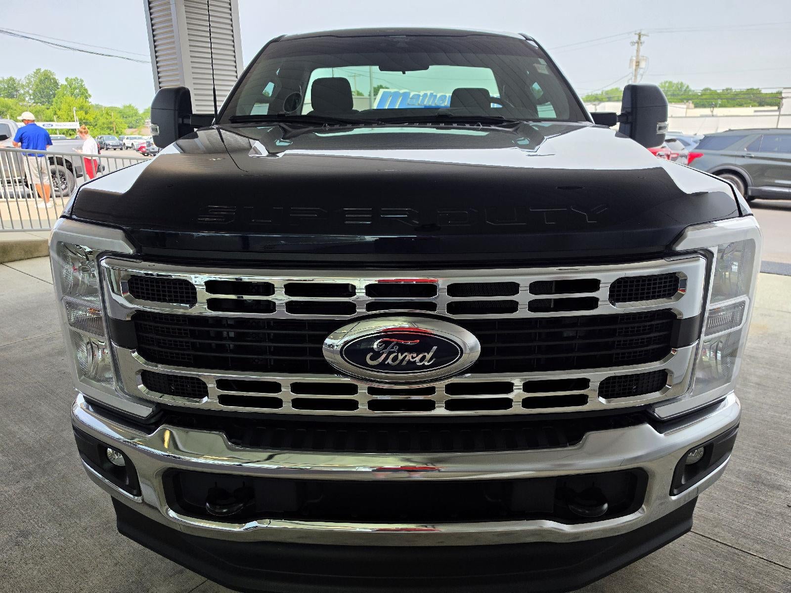 2025 Ford Super Duty F-350 XLT