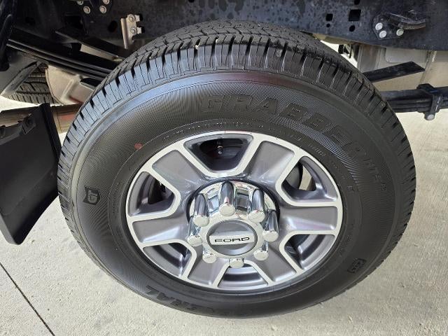2025 Ford Super Duty F-350 XLT