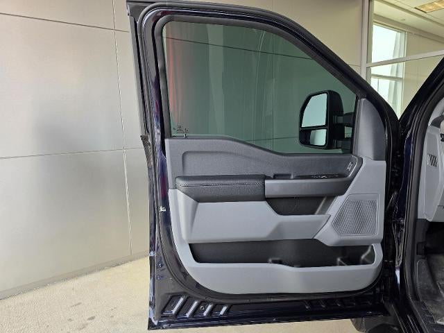 2025 Ford Super Duty F-350 XLT