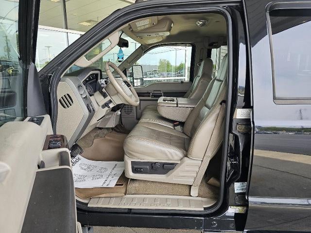 2008 Ford Super Duty F-350 DRW Lariat