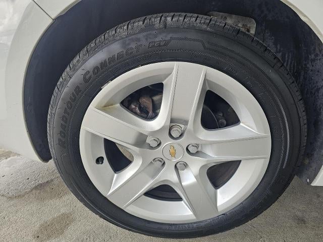 2011 Chevrolet Malibu LS w/1FL