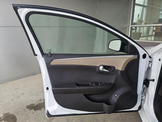 2011 Chevrolet Malibu LS w/1FL